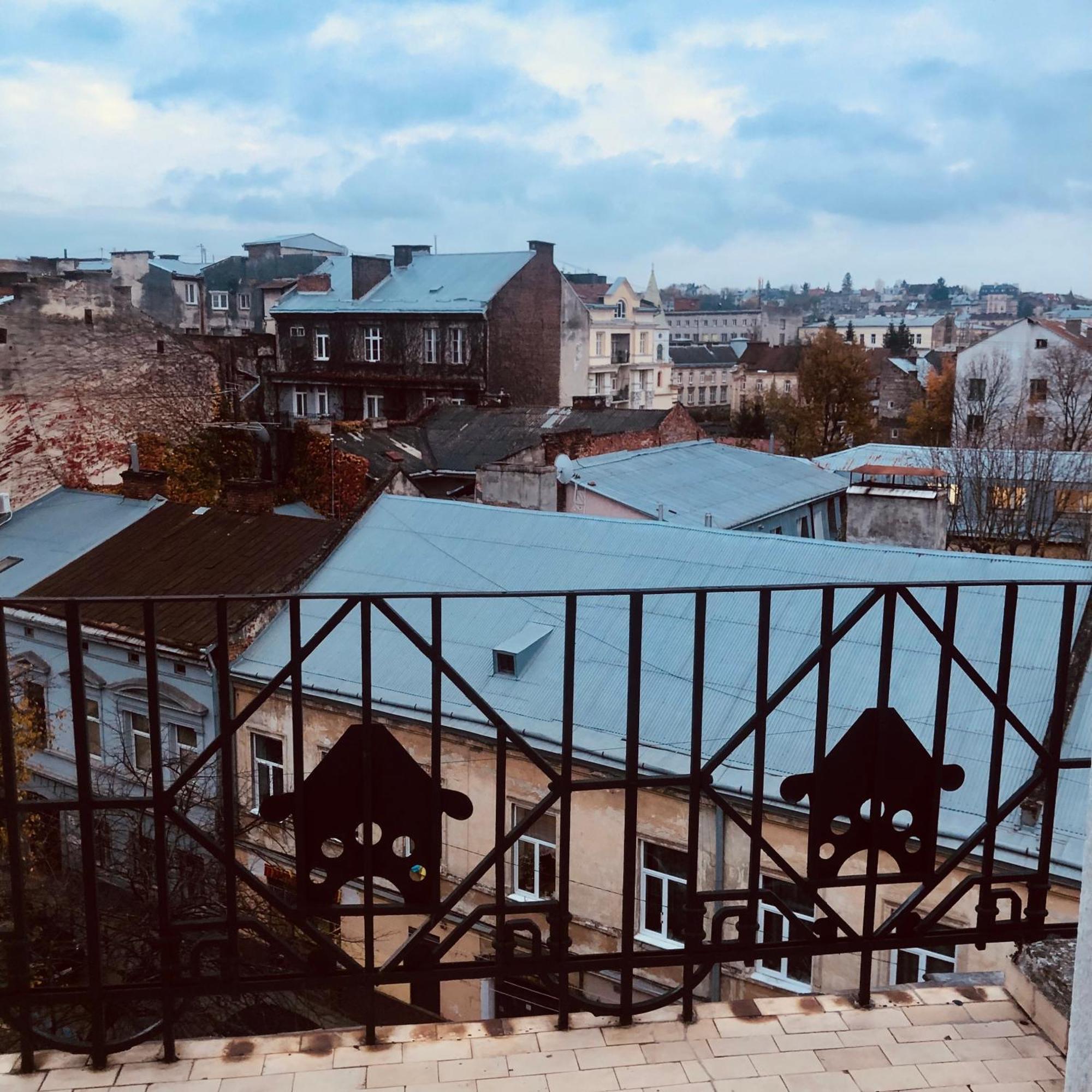 Hotel Polska Poduszka Leopoli Esterno foto