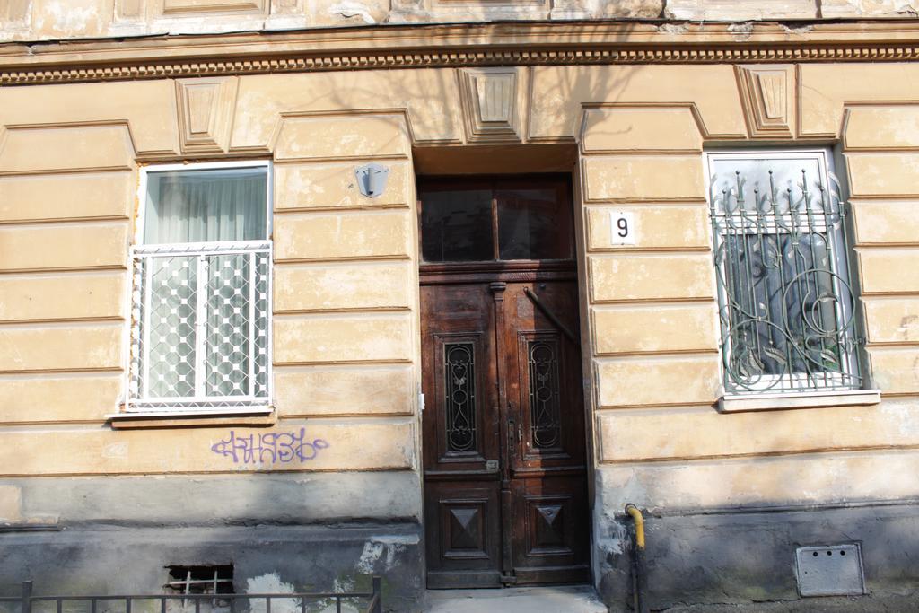 Hotel Polska Poduszka Leopoli Esterno foto